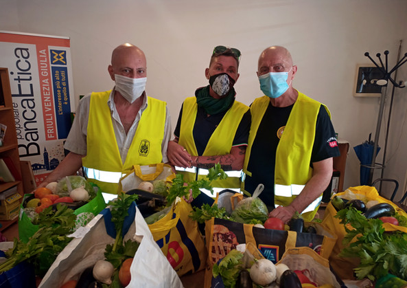 1fd5a7_2074a796d8804d6c93e97b86639f0c6c_mv2